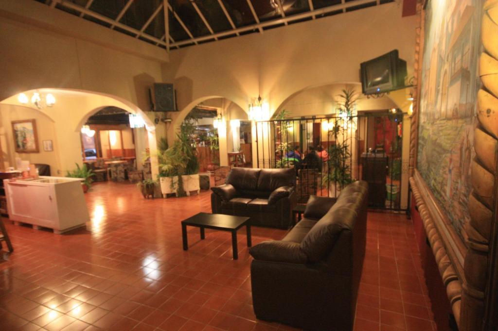Hotel Casa Madero San Cristóbal de Las Casas Exterior foto